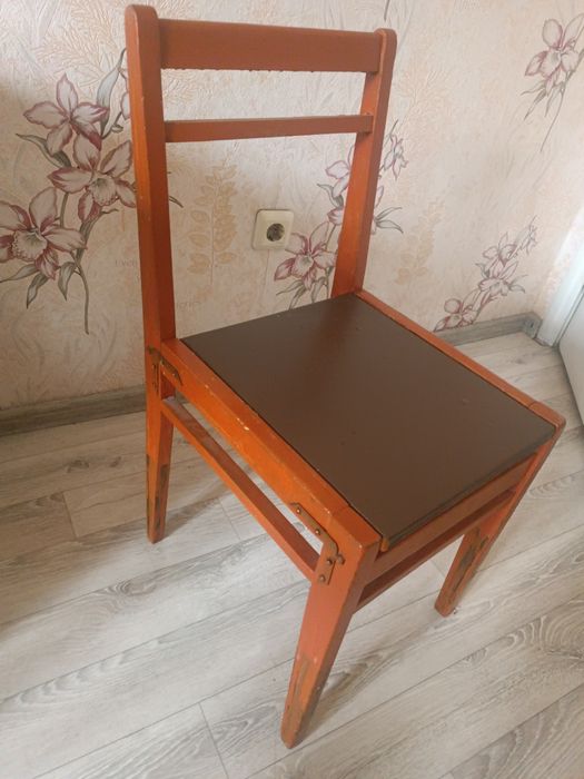 Стул с стулями 10000