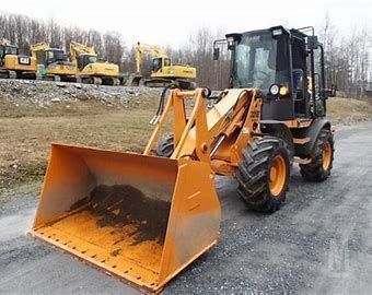 Dezmembrez excavator pe şenile Case 321E, 321D, 320E, 320D – piese