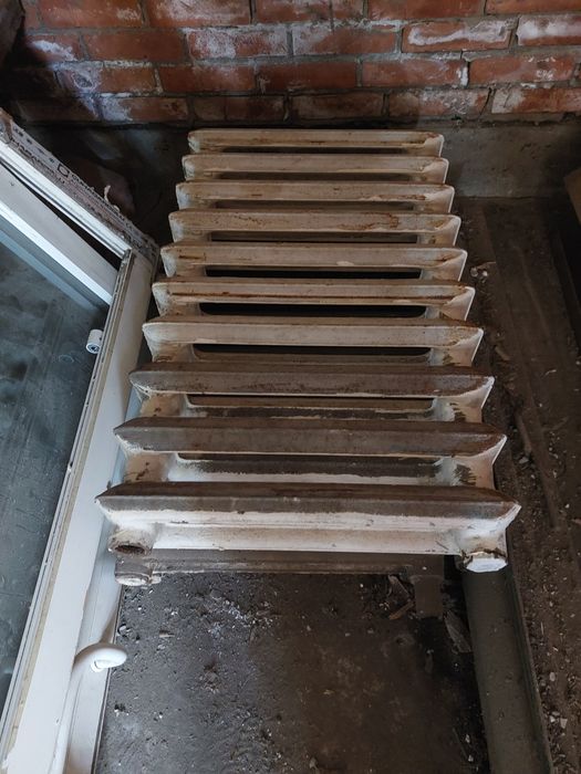 Продаются батареи чугунные