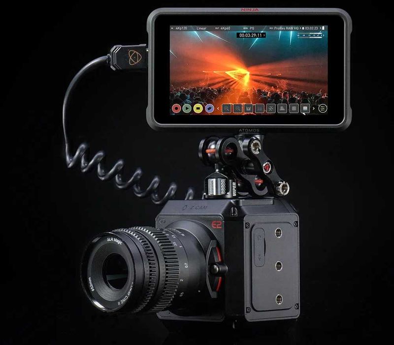 Комплект Atomos Kit Ninja V Plus из монитора 5 и набора аксессуаров 5