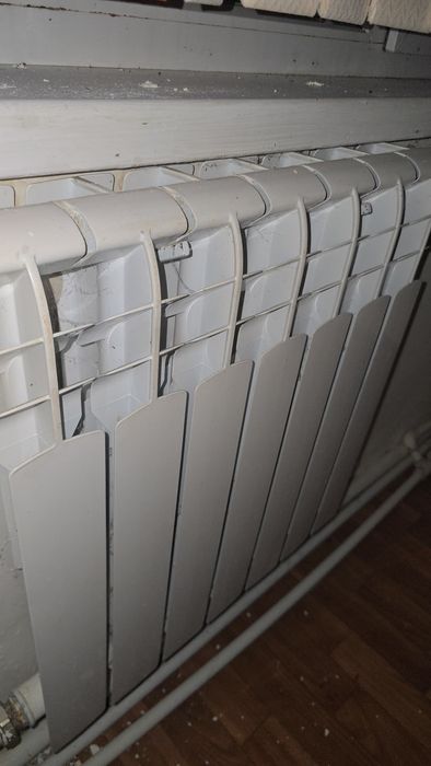 Продам радиаторы  и газовый котел