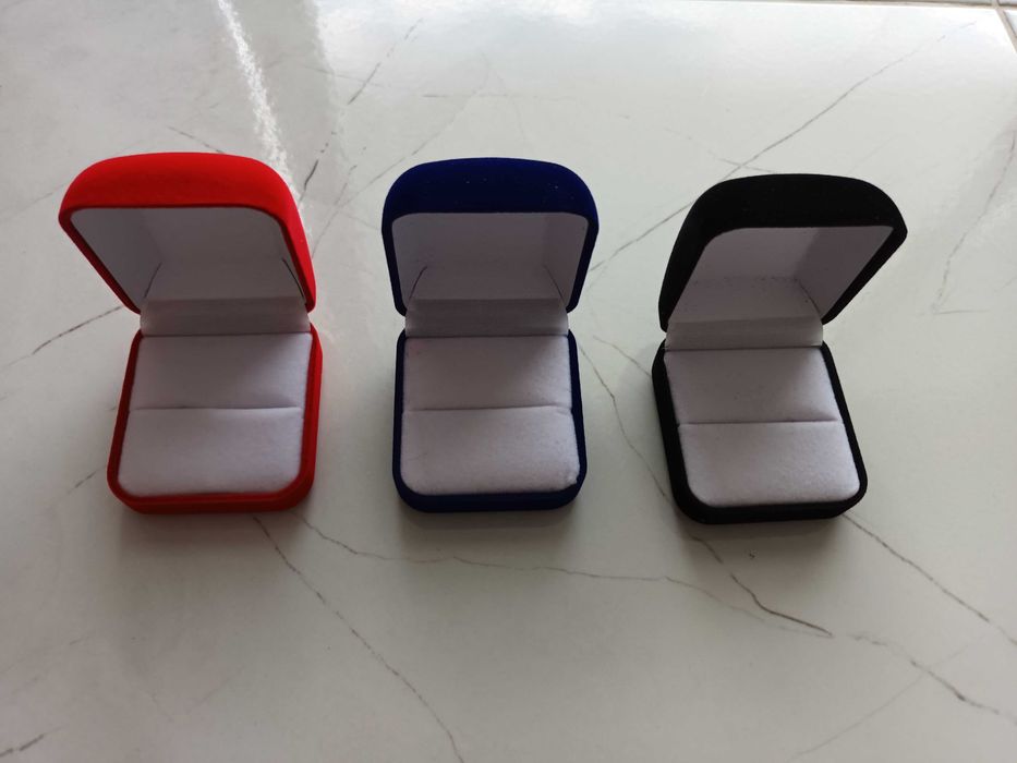 Пръстен бяло злато с диаманти, златен пръстен, годежен пръстен