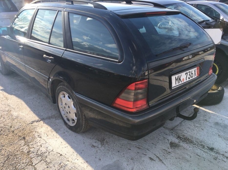 Мерцедес Ц класа W202 на части