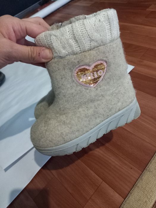 Продам сапоги детская