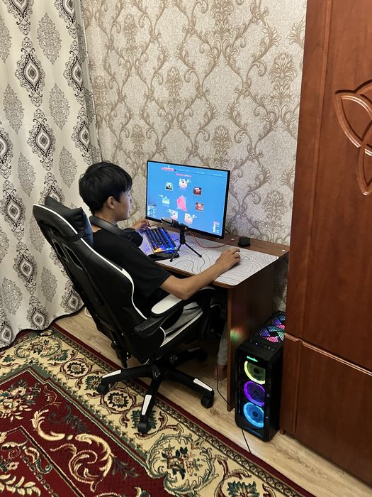 Продаётся игровой ПК — отличное состояние