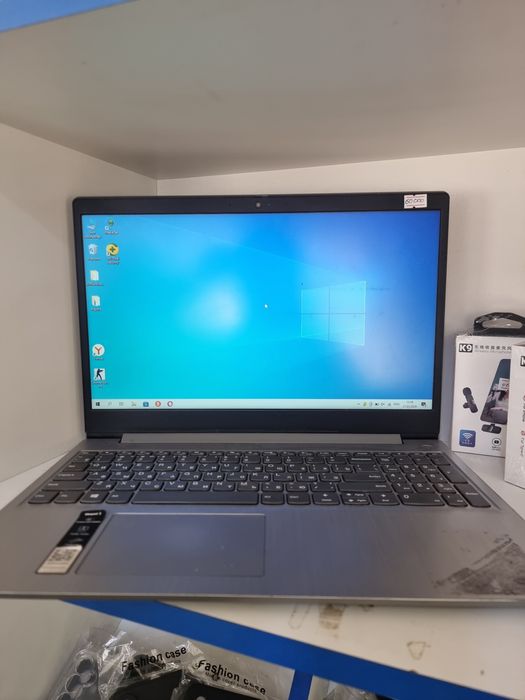 Продам ноутбук Lenova 1tb