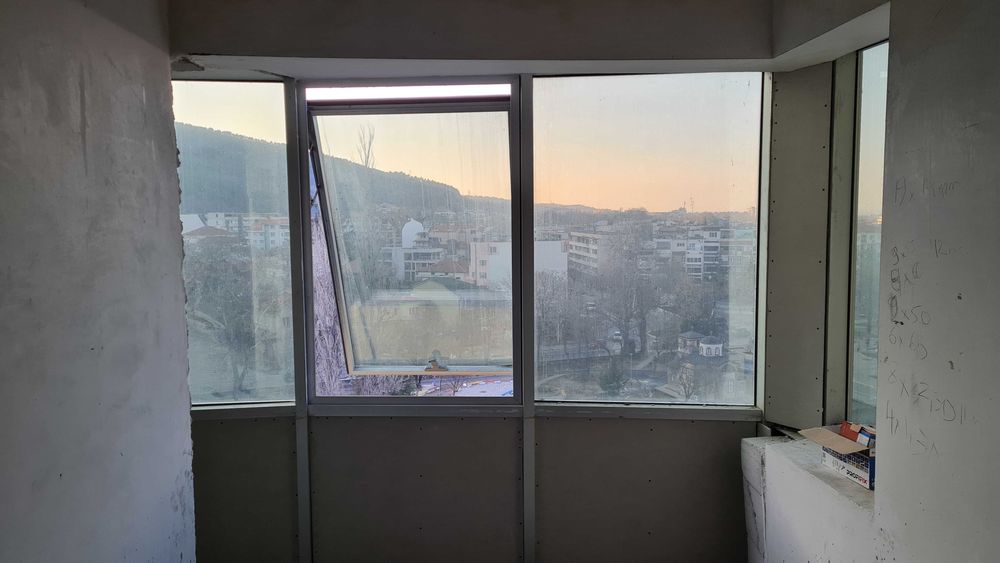 Продава се Тристаен апартамент в Асеновград - 122 кв.м за 820 €/кв.м - Снимка #19