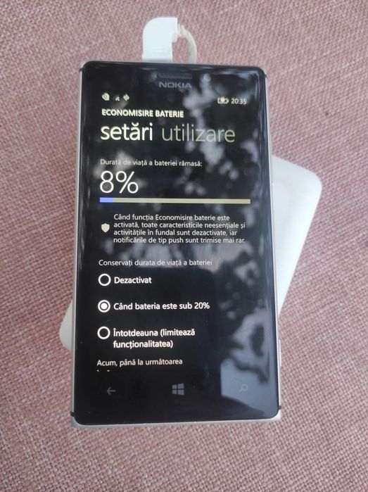 Nokia 925 și Nokia C3 01