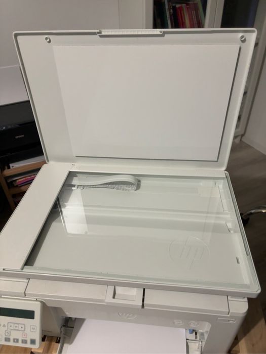 HP LaserJet Pro MFP M130nw – Multifuncțională laser Wi-Fi (Printare / Scanare / Copiere)