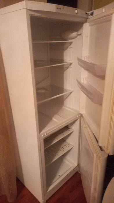 Холодильник буу индесит