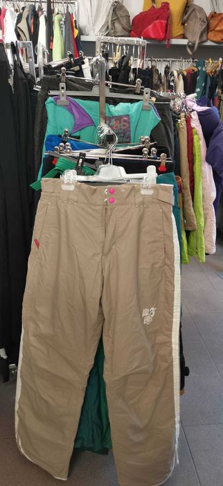 pantaloni ski si zapada.