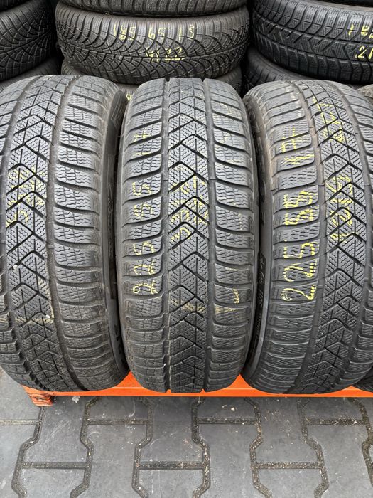 Anvelope Iarna 225/55/17 Pirelli SottoZero 3 RFT 225 55 17 R17
