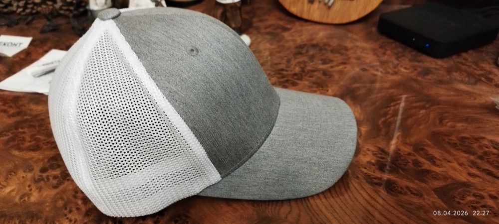 Шапка Flexfit чисто нова