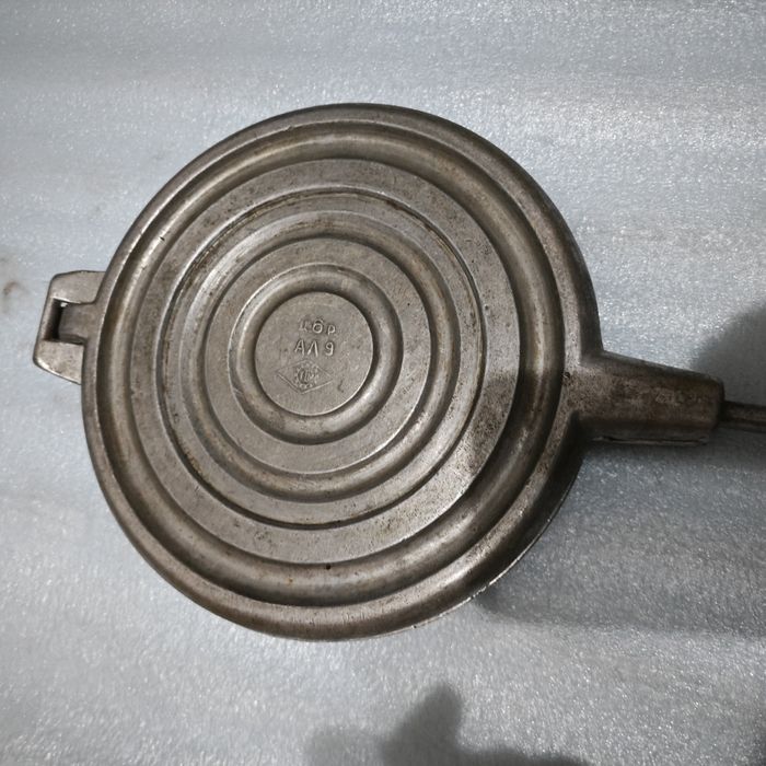 Советские казаны,орешницы ,большая мантышница