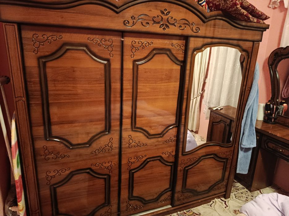 Спальный гарнитур