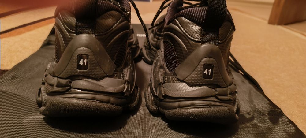 Balenciaga triple s2