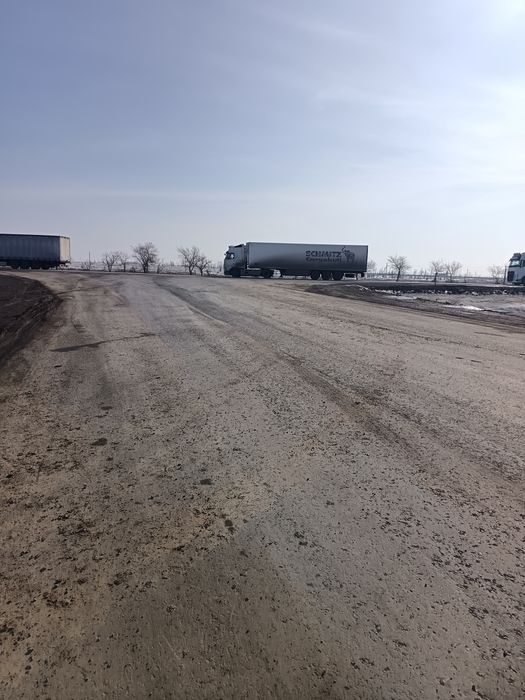 Продам коммерч.земельный участок