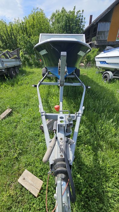 Barcă cu motor Yamaha