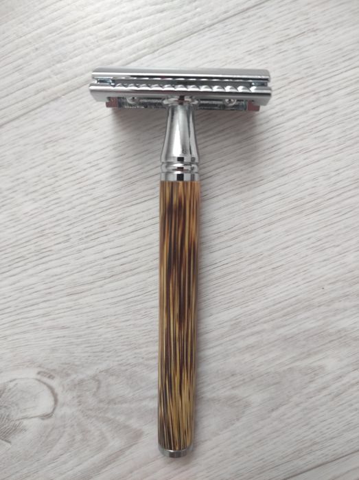 Т - образная бритва.