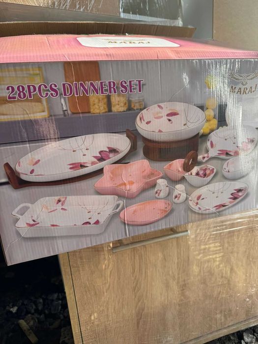 Наборы посуды 32 предмета и 28 предметов