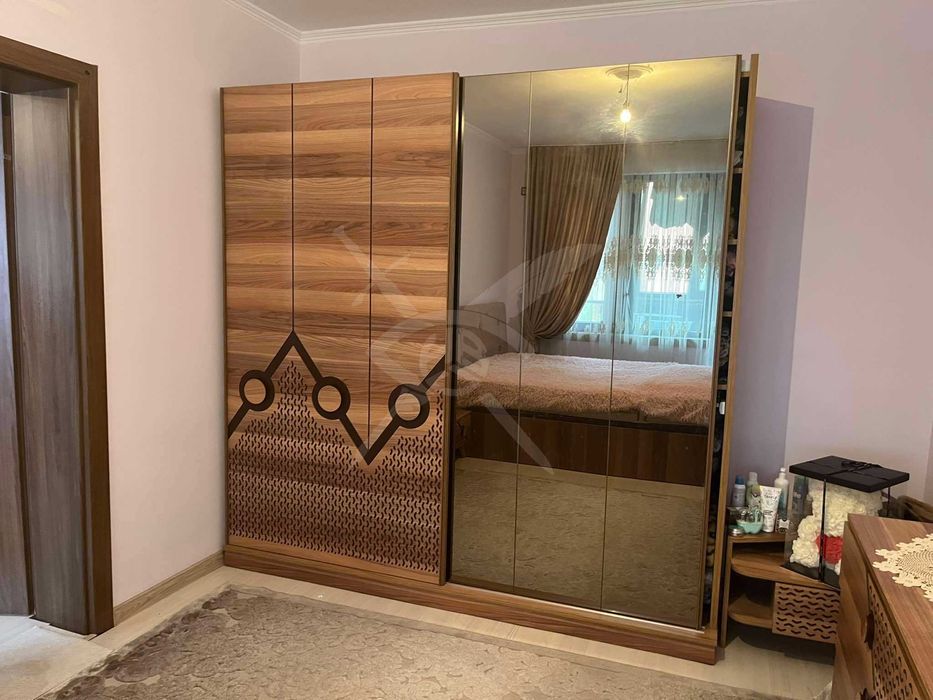 Продава се Тристаен апартамент в Пловдив, Остромила - 120 кв.м за 1500 €/кв.м - Снимка #5