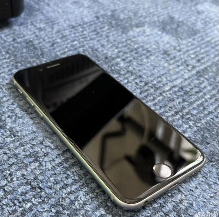 Iphone 6s 32gb 70% акб