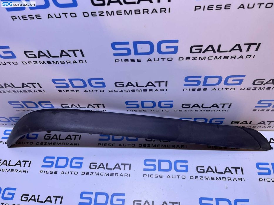 Bandou Ornament Plastic Stanga de pe Bara Spoiler Spate BMW Seria 3 E46 Turing Break 1998 - 2006 Cod 8227575 51128227575 [L7853]