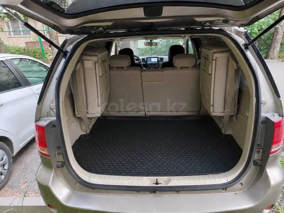 Продам Toyota Fortuner 2007 г.