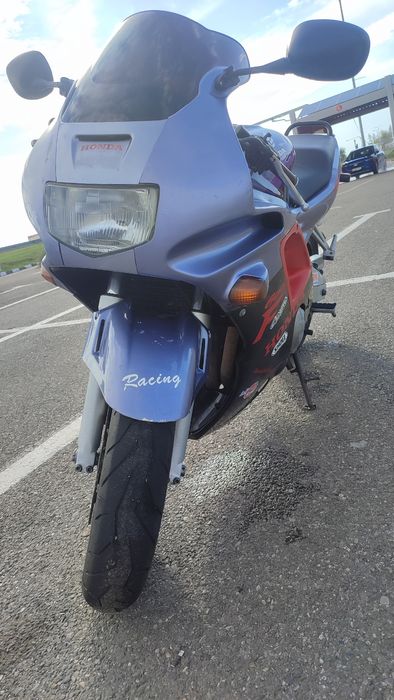 Honda cbr 600 f2