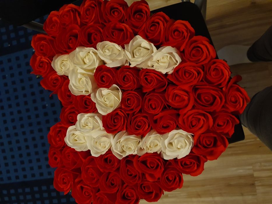 Inima din trandafiri sapun cu litera M