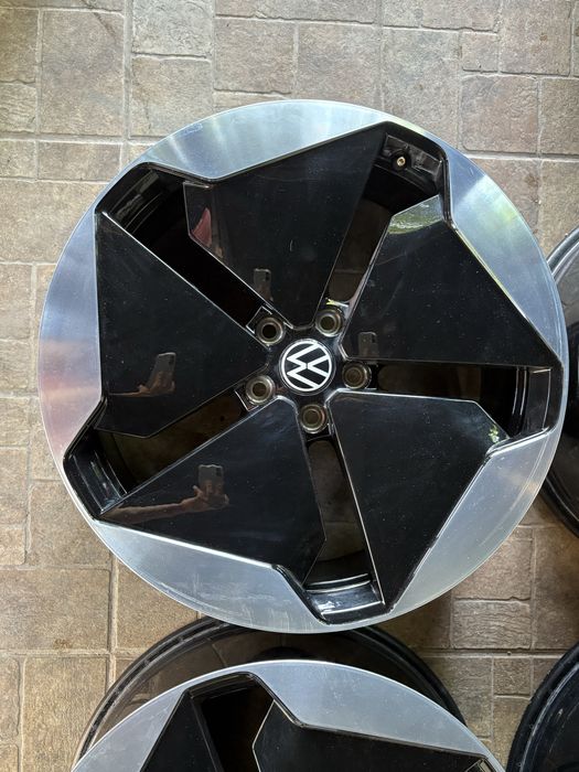 Оригинални джанти Volkswagen VW ID 20" 5х112