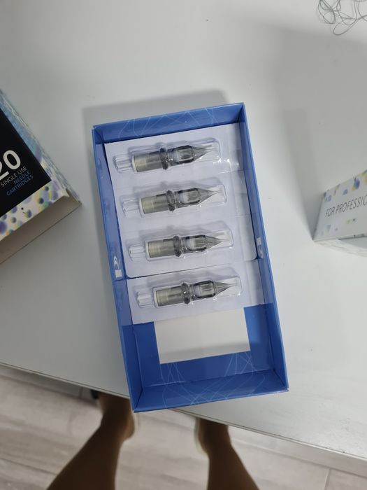 Vând aparat de Tatuat  Cheyenne