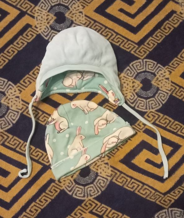 Продам уголок на выписку