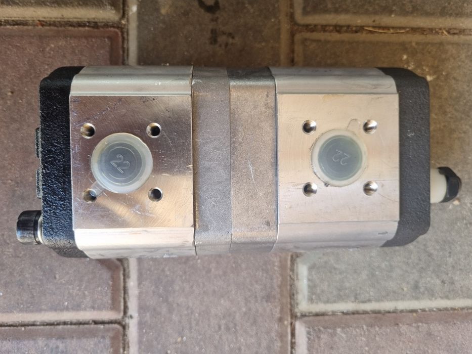 Pompa hidraulica dubla Case, Deutz-Fahr, Fendt si Steyr rotatie stanga