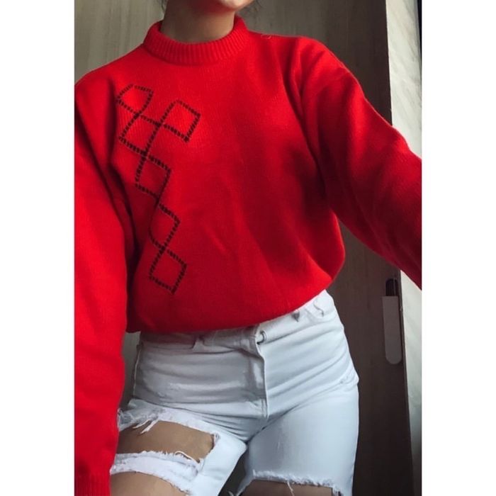 Блузи/Пуловери /H&M,Bershka