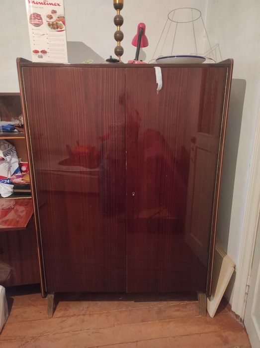 Шифонер с полками