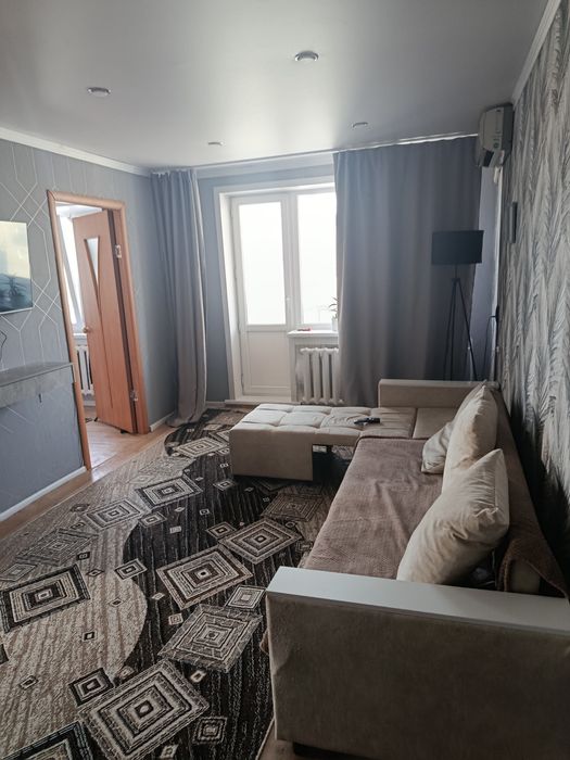 Продам 4 комнатную квартиру