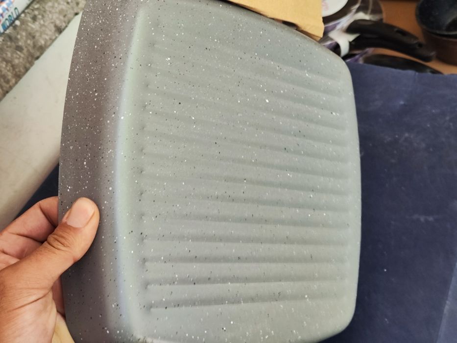 Нов оребрен тиган