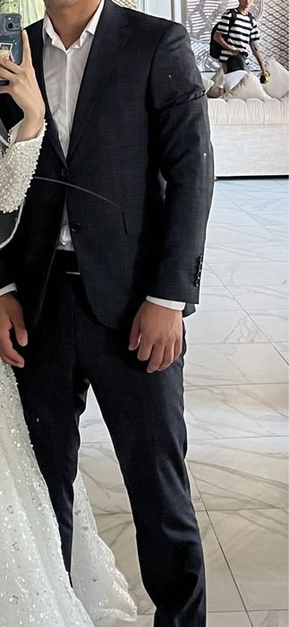 Костюм мужской.                 .