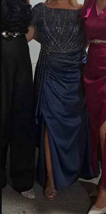 Vand rochie de ocazie
