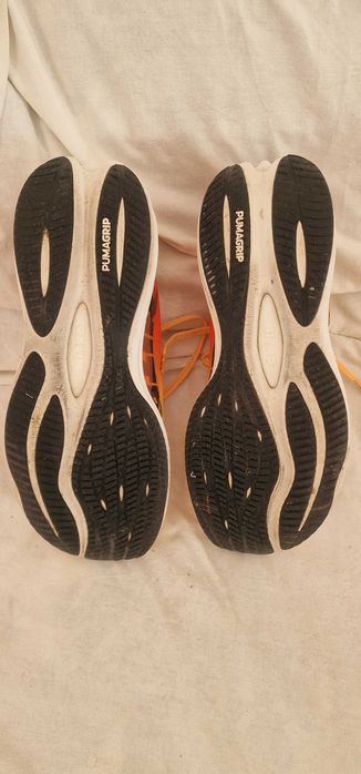 Продавам маратонки Puma Nitro