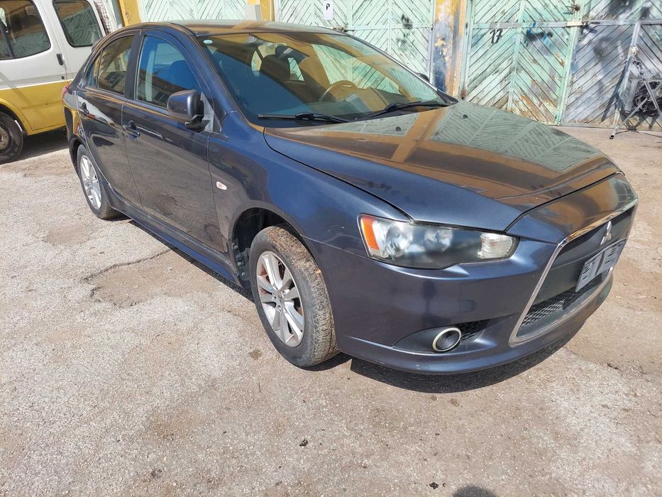 Mitsubishi Lancer 1.5i GPL   Автомат на части