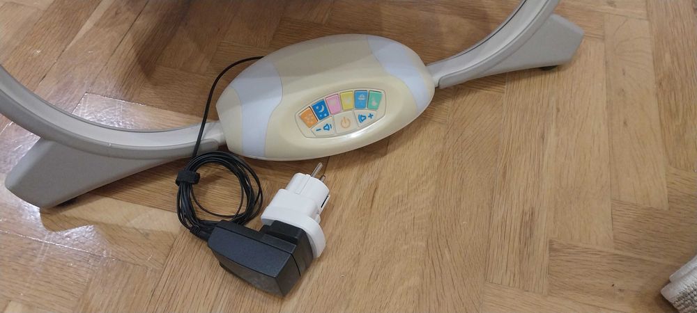 Бебешка музикална люлка