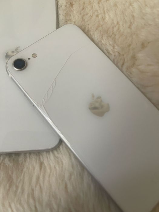 Айфон se 2020 Iphone se 2020