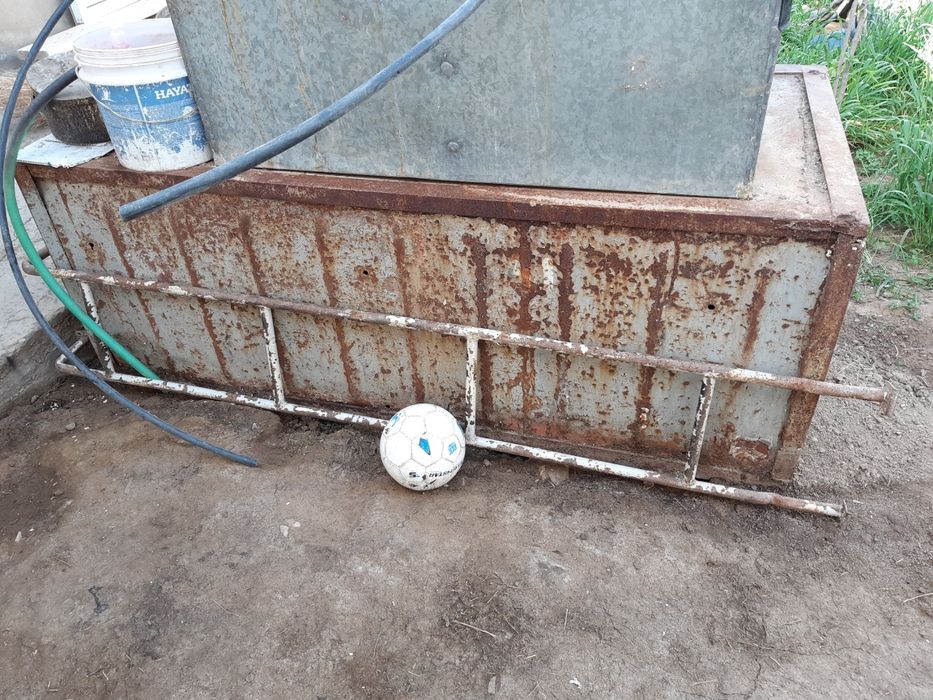 Темир яшшик сотилади