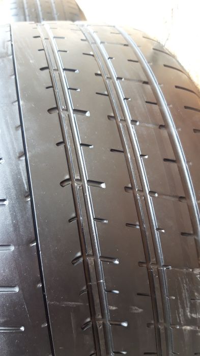 ГУМИ Pirelli P Zero 255 40 21.цена за 4бр.