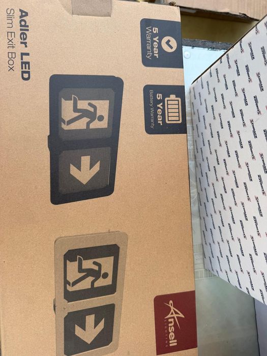 Lămpi Urgență LED Ansell Adler Slim Exit Box – Noi + Ecrane Rezervă Cadou