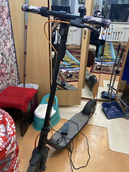 Электросамокад F30