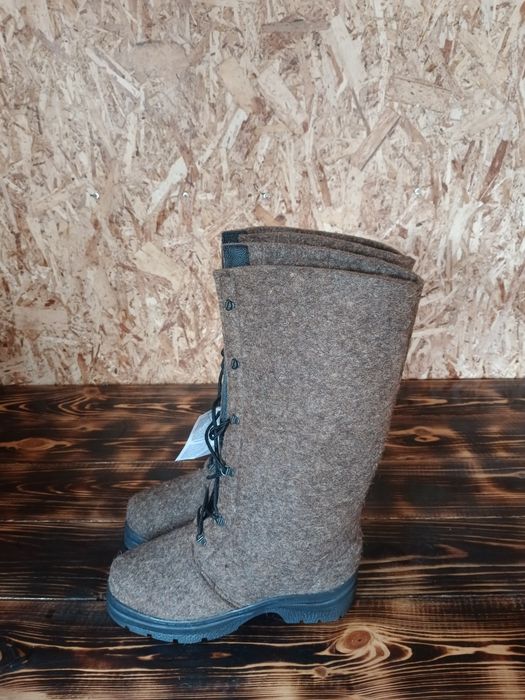 Продам валенки новые