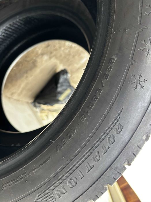 Doua anvelope  Dunlop Winter Sport 5 235 55 R19 ci406